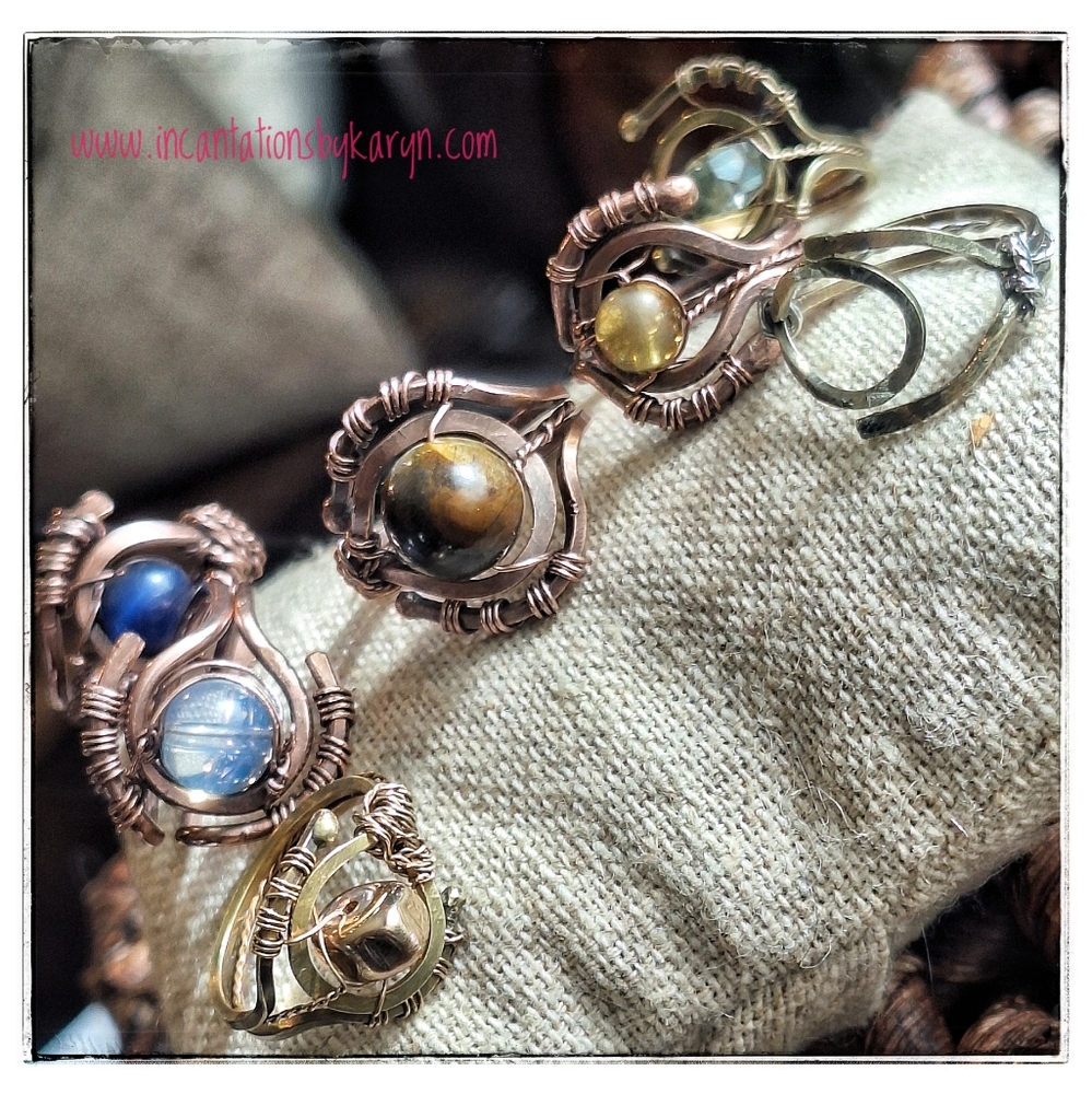 Signature bead ring